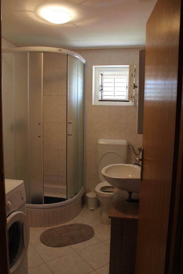 Apartman Leni Nin Exteriér fotografie